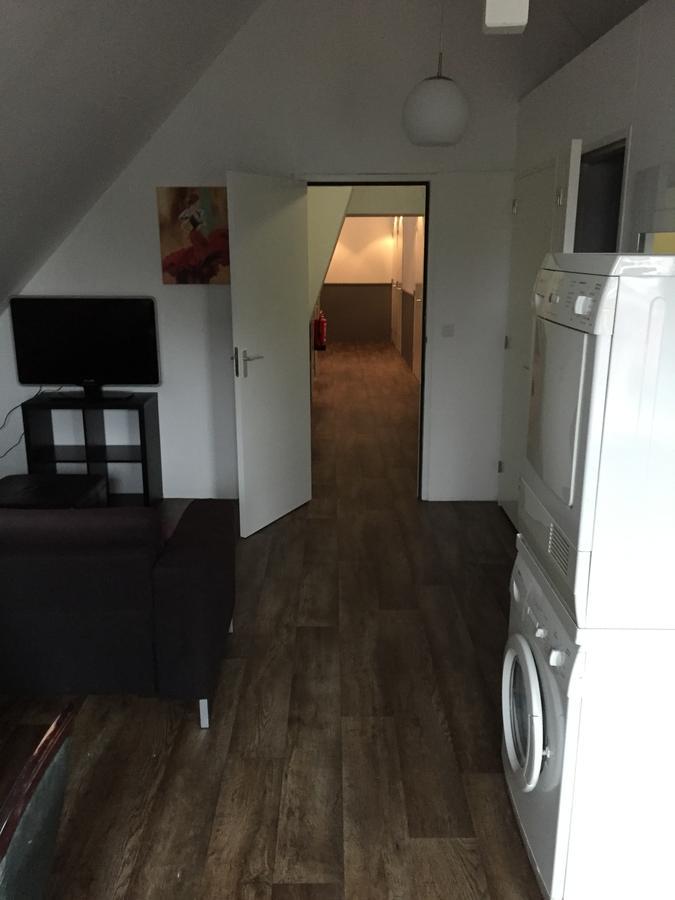 Hotel Bij Verhoeven Zevenbergen Bagian luar foto