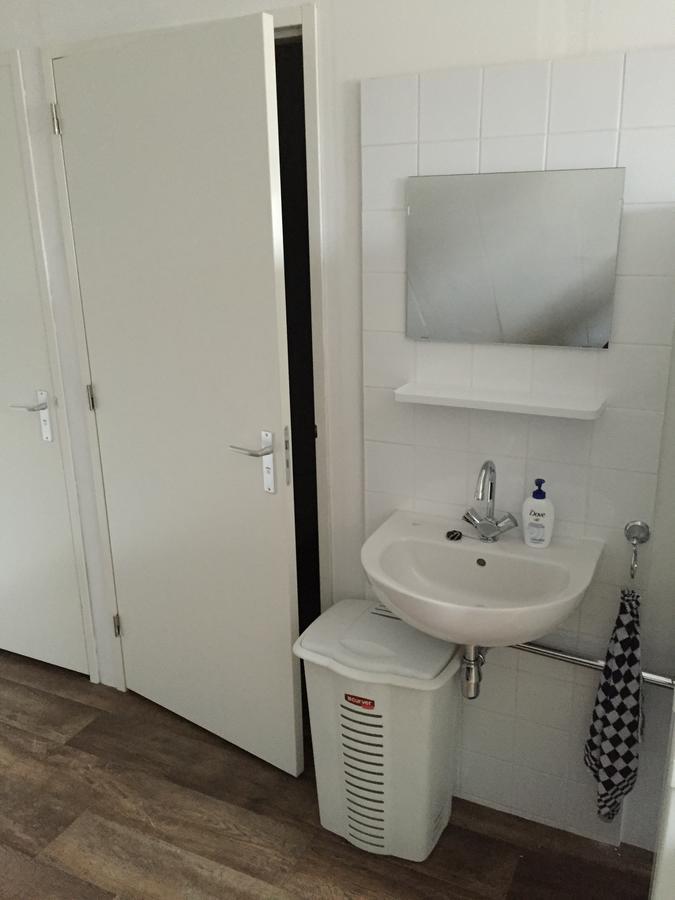 Hotel Bij Verhoeven Zevenbergen Bagian luar foto