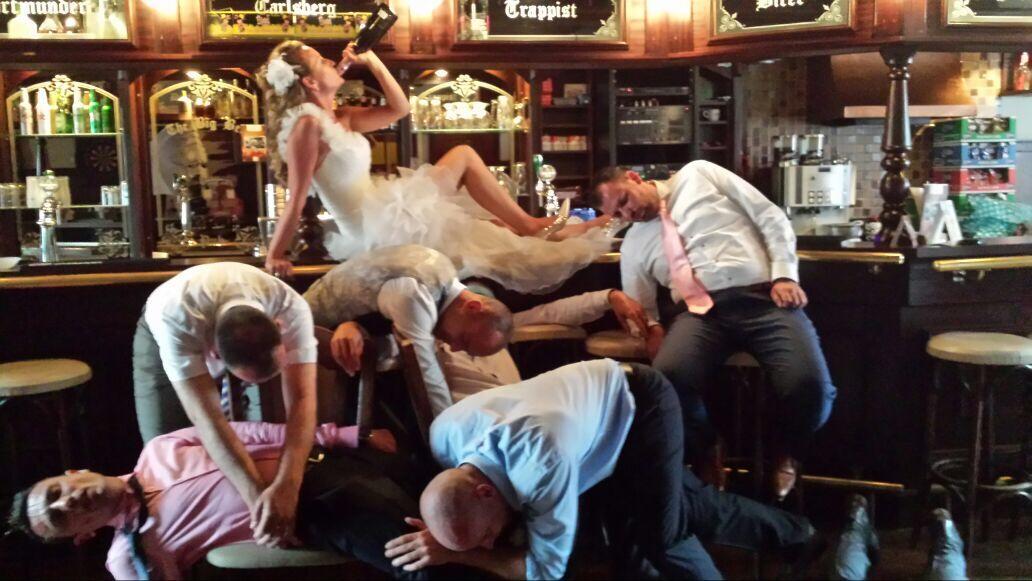 Hotel Bij Verhoeven Zevenbergen Bagian luar foto